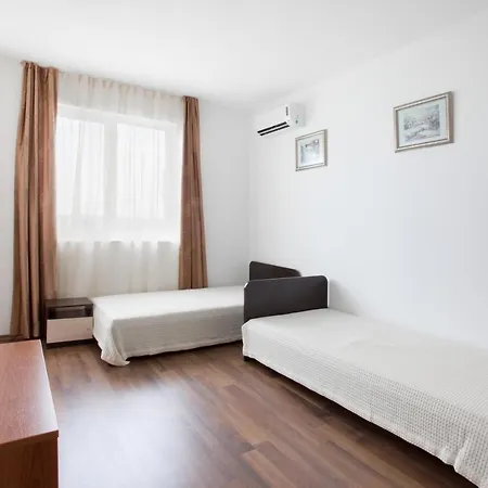 Aparthotel Vilmar 2*